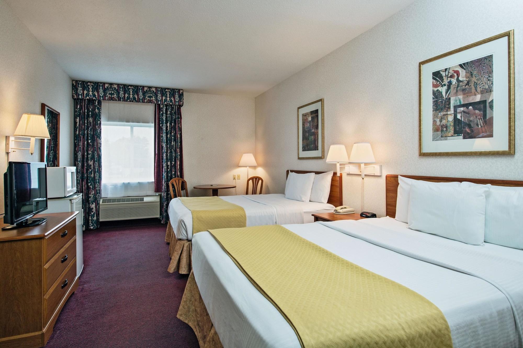 Hotel Baymont By Wyndham Auburn Exterior foto