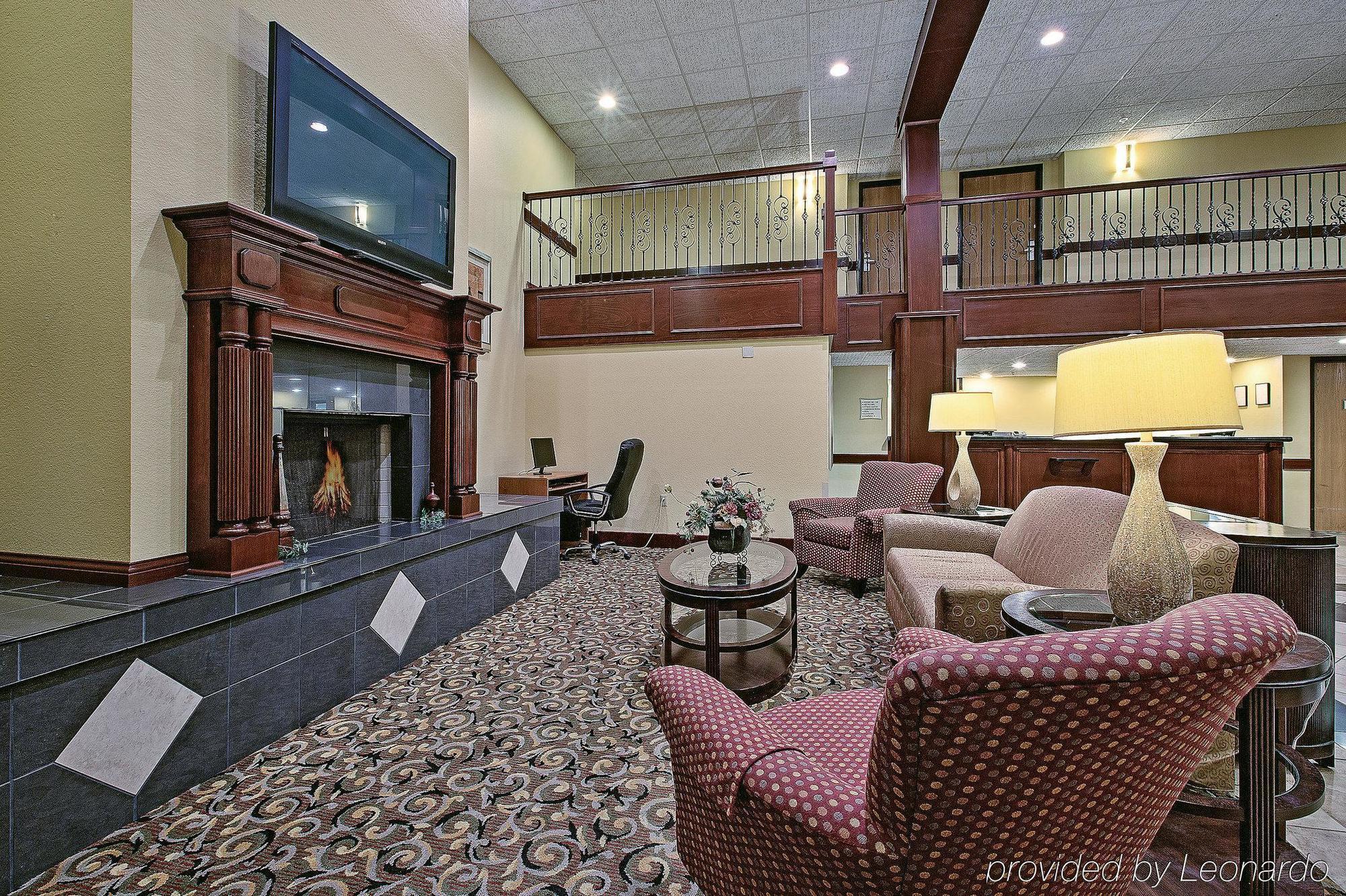 Hotel Baymont By Wyndham Auburn Exterior foto