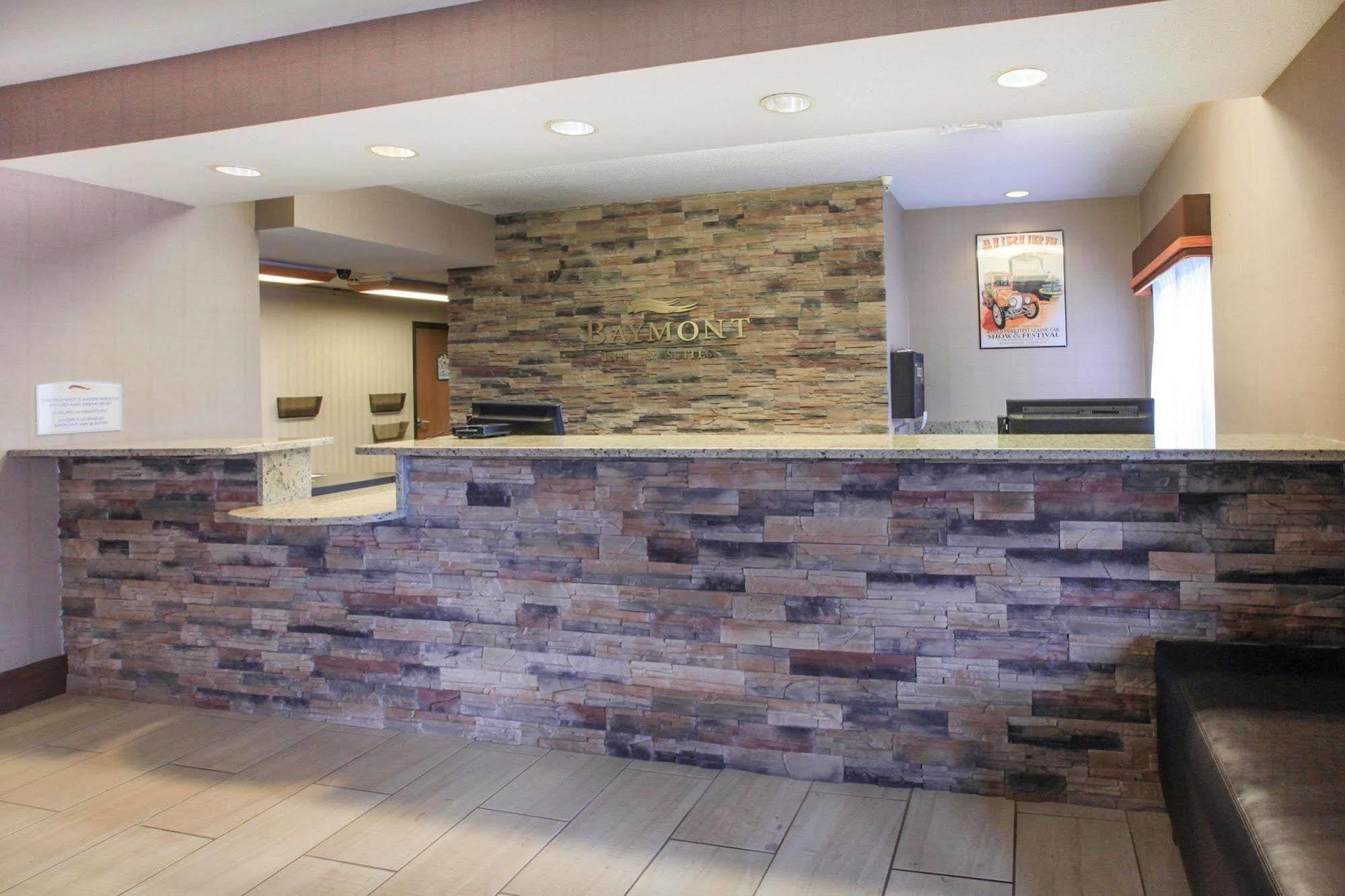 Hotel Baymont By Wyndham Auburn Exterior foto